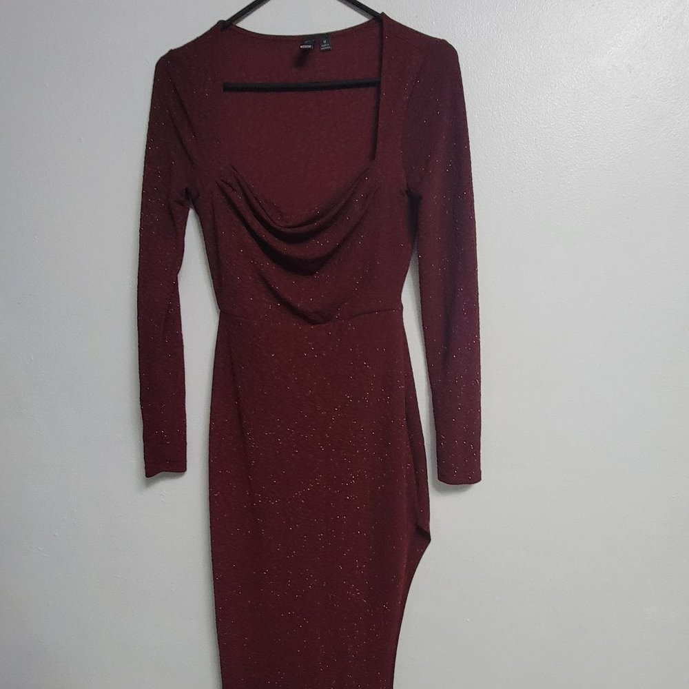 WINDOR BRAND WEDDING DRESSE, SIZE M, MADE IN GUATEMALA